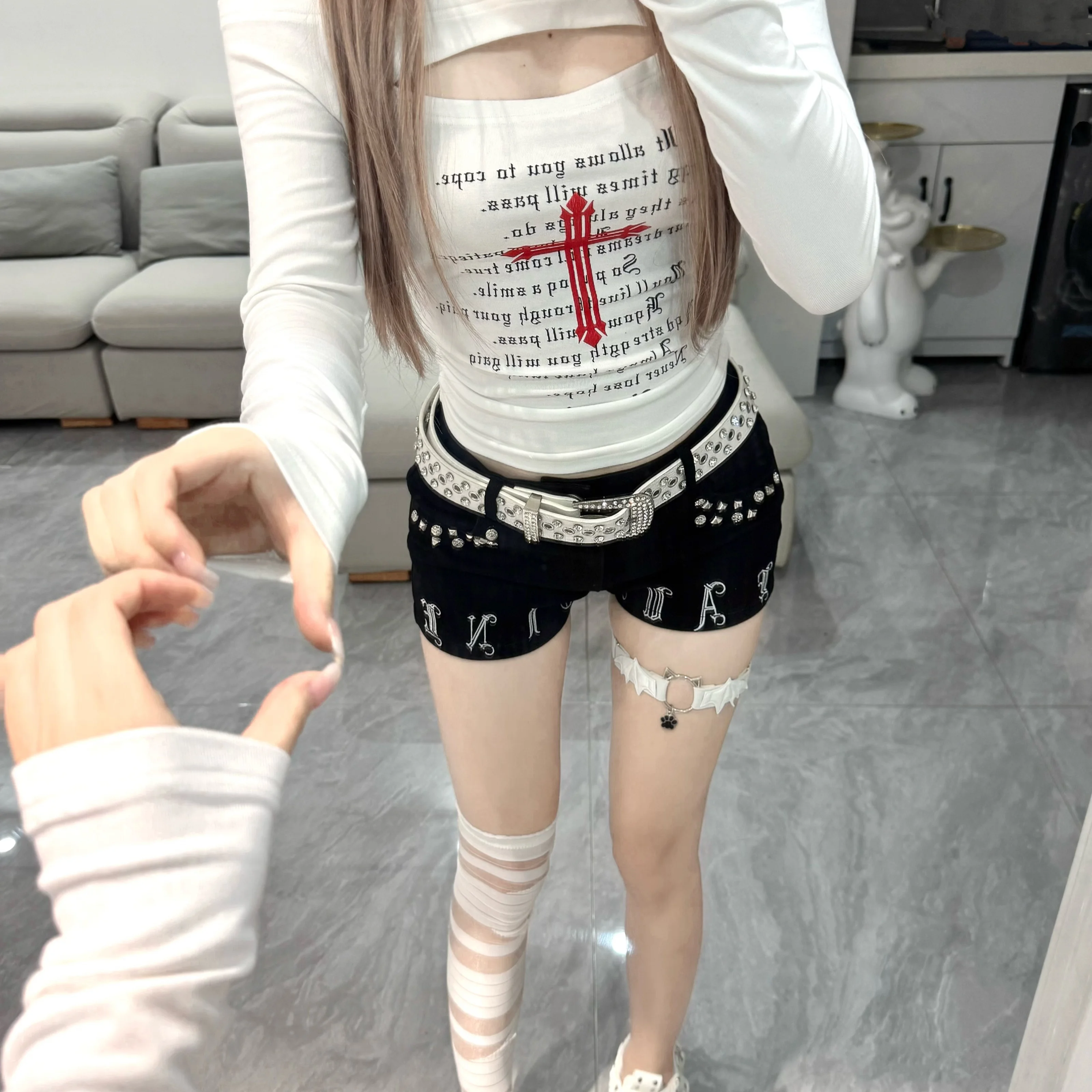 오리지널 서브컬쳐 블랙 비즈 레터 자수 숏 섹시 핫 걸스 로우 웨이스트 쇼츠 여성 클럽 스윗 쿨 쇼츠 여름