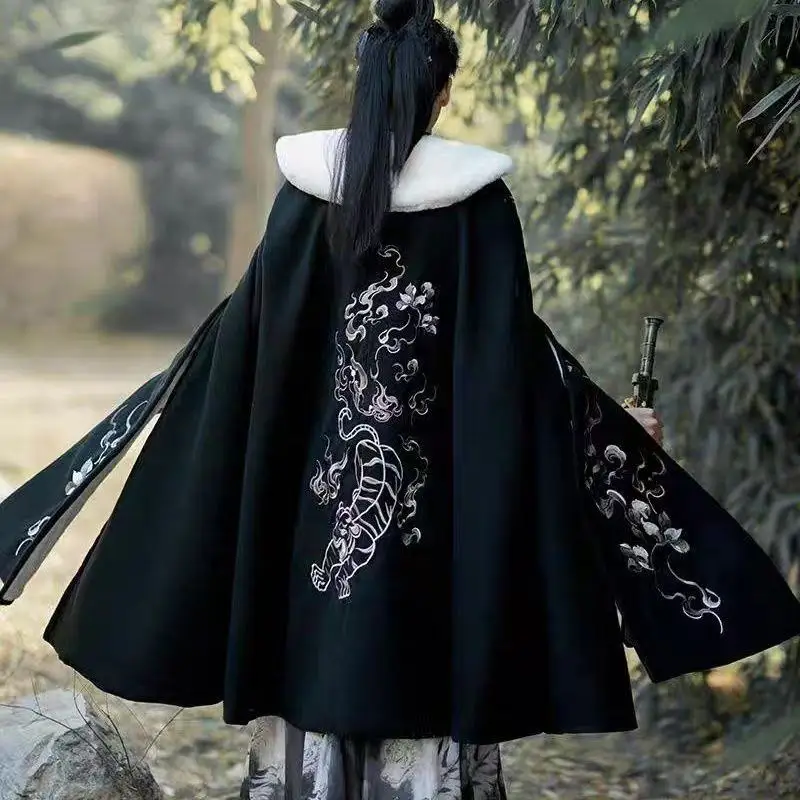 Costume da uomo tradizionale Hanfu blu antico cinese con colletto incrociato ricamato per ragazzi, costume cosplay di arti marziali di Halloween