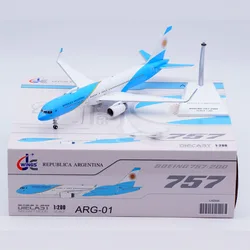 LH2446 Alloy Collectible Plane Gift JC Wings 1:200 Argentina Air Force Boeing B757-200 Diecast Aircraft Jet Model ARG-01