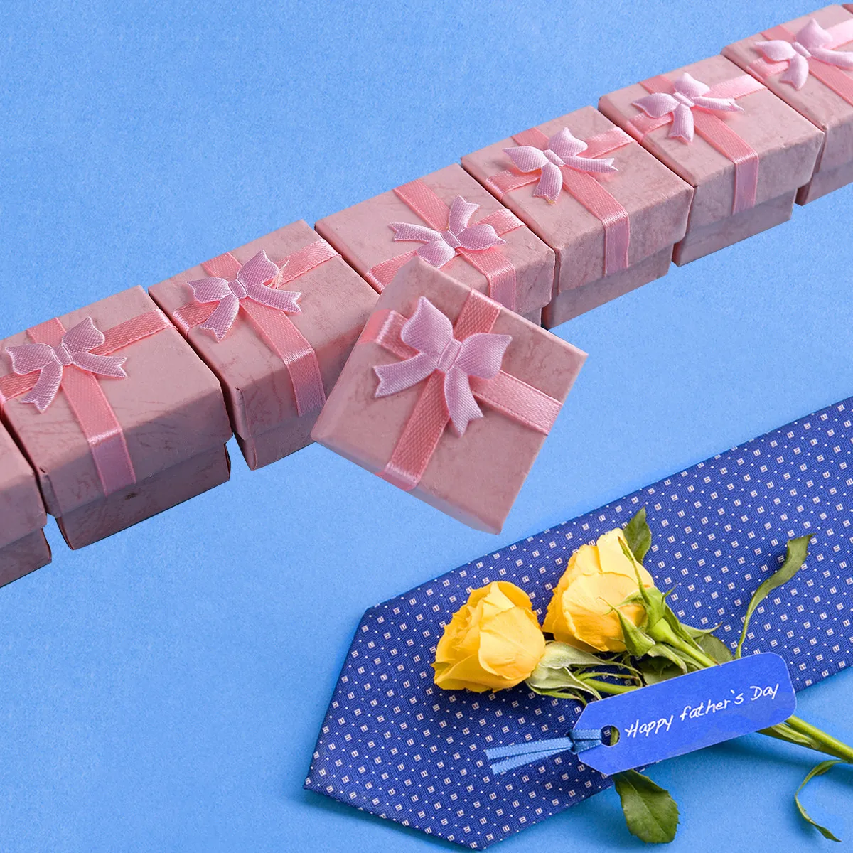 

Набор из 24 шт. розовых подарочных коробочек с бантом (4x4x3 см) для хранения серег, ожерелий, колец, браслетов и других украшений