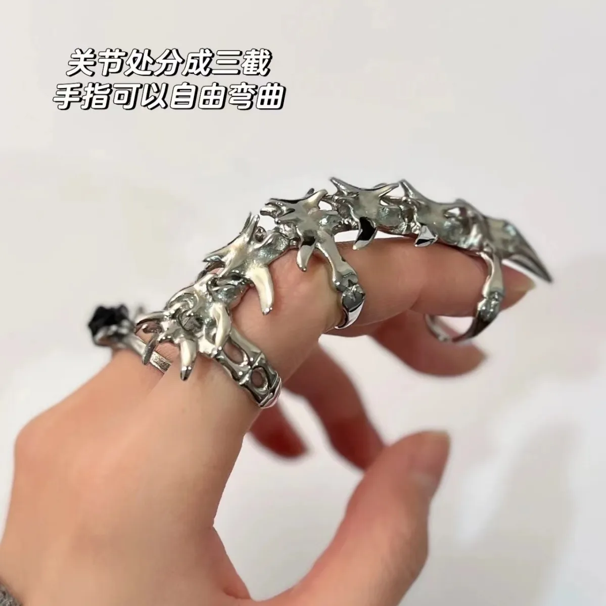

Future-inspired punk mechanical armor ring with adjustable design