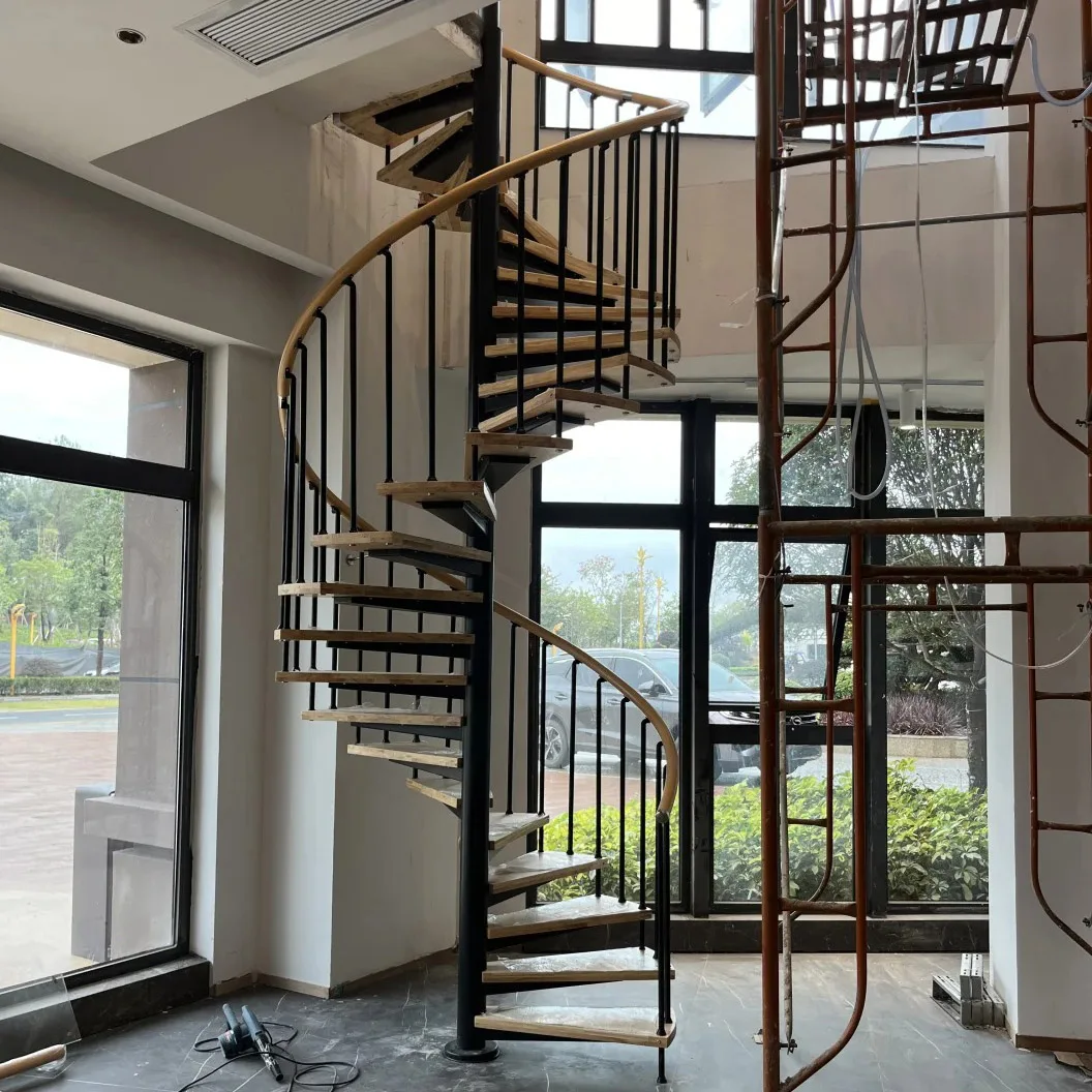 Customization Modern Design Galvanized Steel Spiral Staircase Durable Outdoor Metal Indoor Usage for House and Apartment