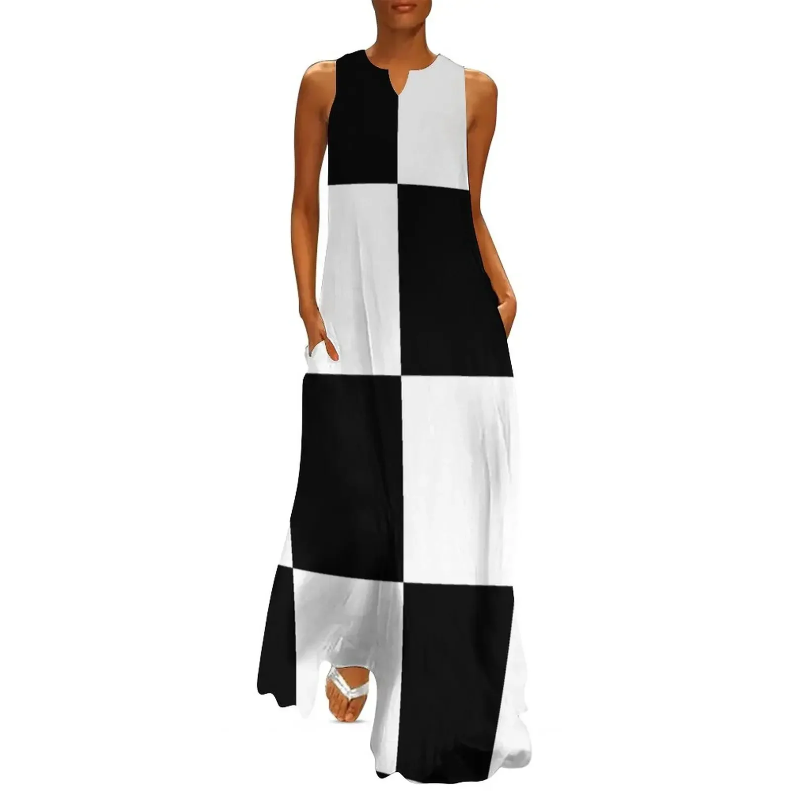 

Checker tile 2 tone white black white Retro Mod Roundel Long Dress luxury woman evening dress Dress