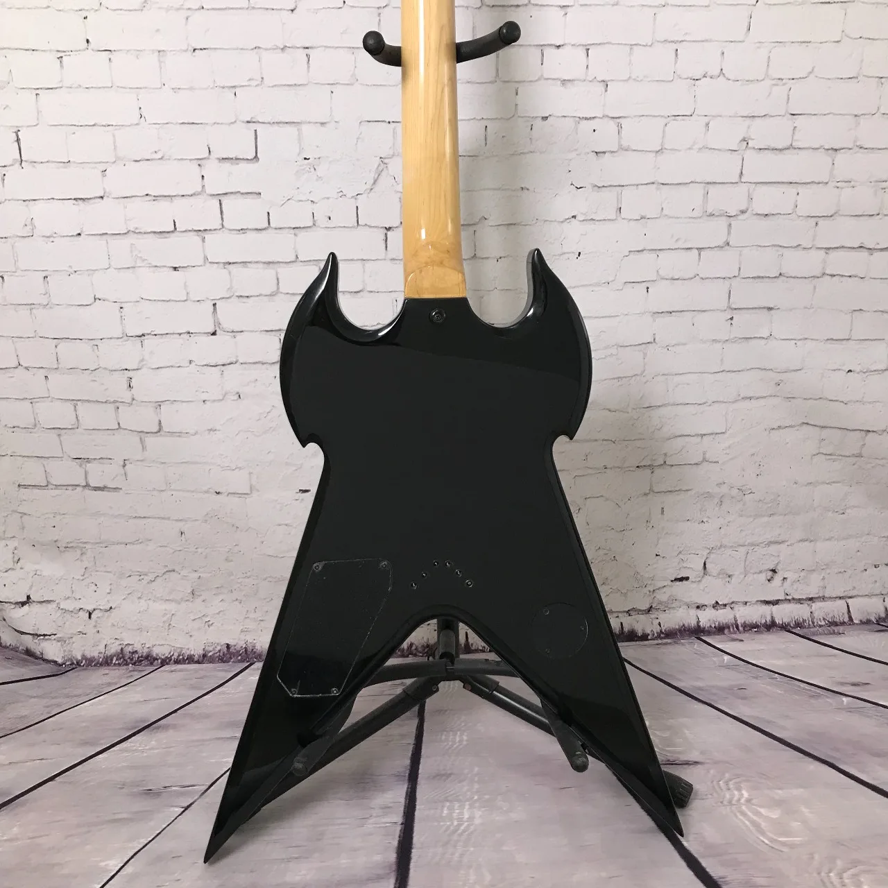 Unique Shape Electric Guitar, Yellow Black Graphic, HH Pickups, Black Hardware, Fixed Bridge, Heavy Metal Rock