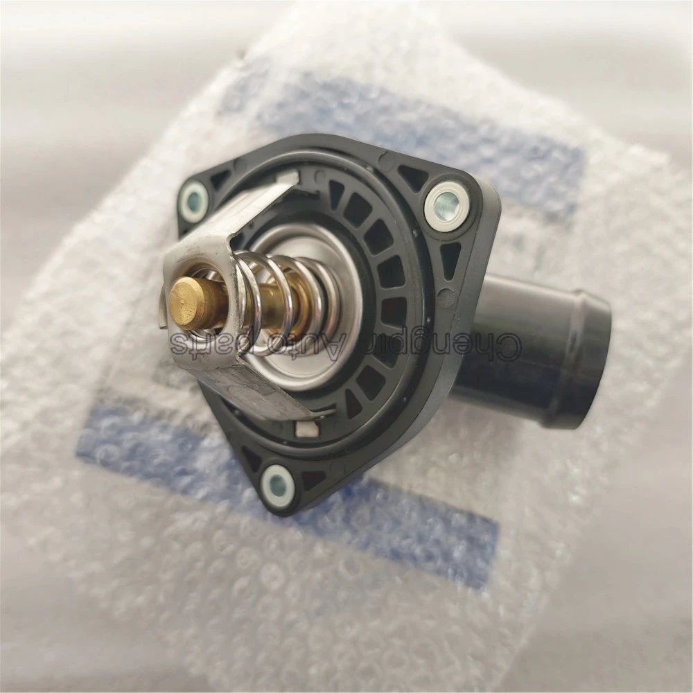 

Оригинальный термостат системы охлаждения двигателя для Chevrolet Trailblazer, Onix, Tracker 2023-2024, артикул 55496663, 55503988