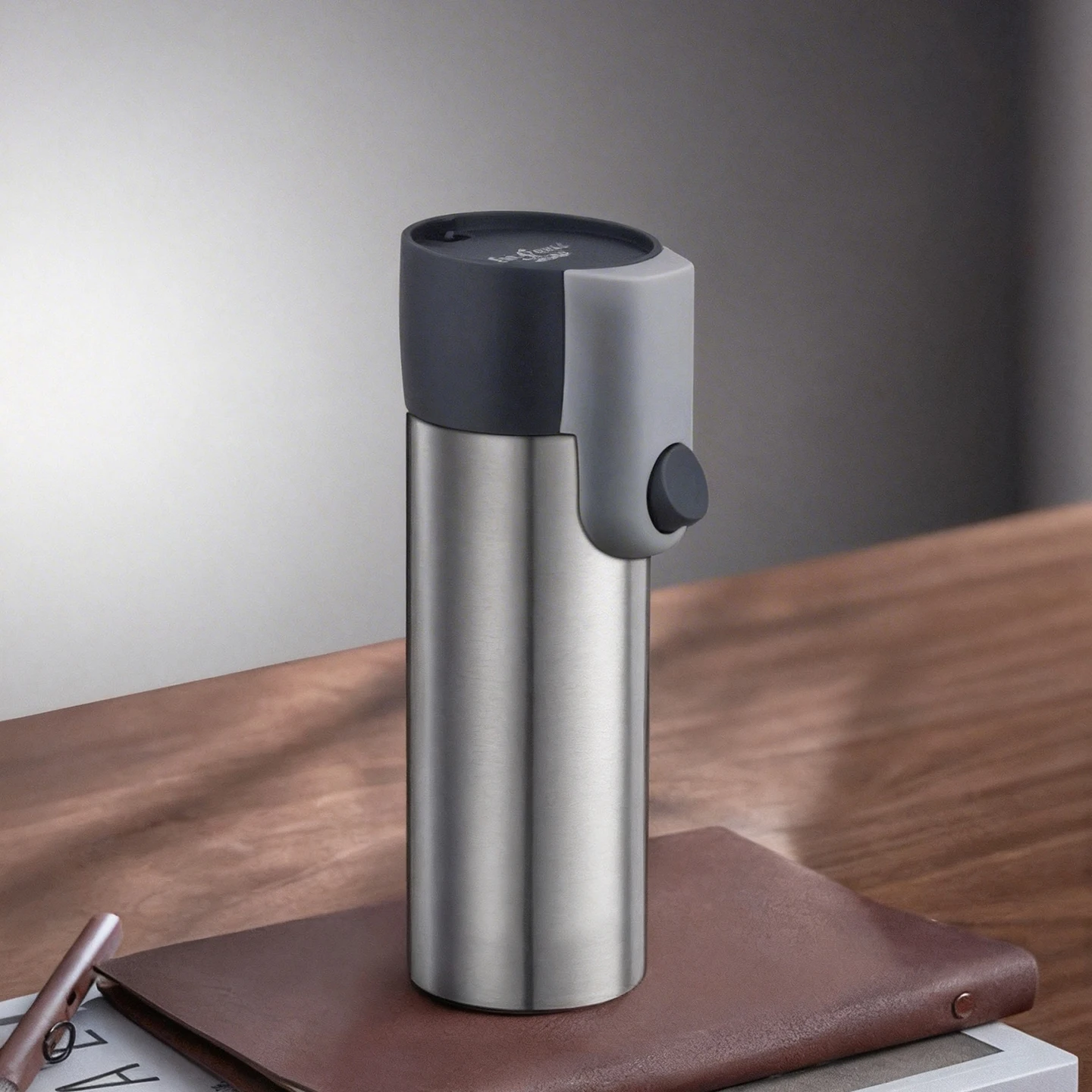 Travel Outdoor Use 304 Stainless Steel Insulated Water Bottle Dual Capacity 10.15oz/16.91oz Hot And Cold Retention