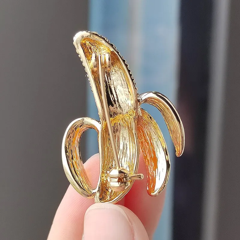 Creative Cute Rhinestone Banana Brooches For Women Men Clothes Suit Bag Pendant Badge Office Party Brooch Pins Jeweley Gifts