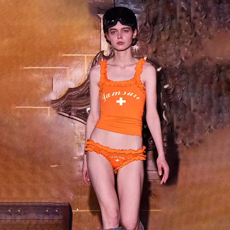 Rüschen Damen-Bikini-Set, einfarbig, ärmellos, bauchfreies Top, Mini-Shorts, passendes Set, 2025, Sommer-Badeanzüge, sexy Club-Party-Outfits