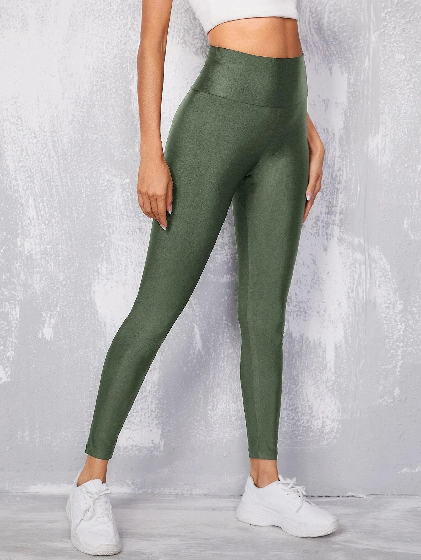 European And American Charmed Green Glossy Leggings High Waisted Solid Color Leggings High Stretch Slim Nine-point Pants Women