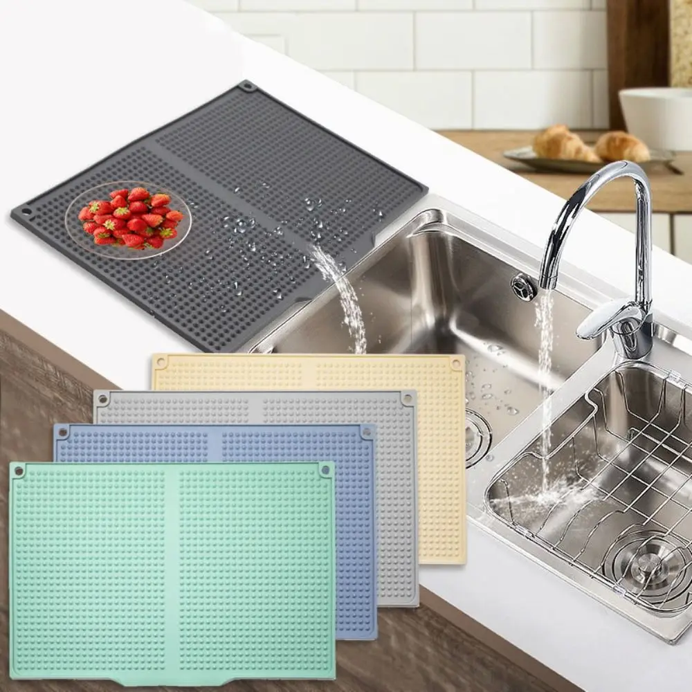 Gemakkelijk schoon te maken siliconen afdruipmatten Hoge elasticiteit Rechthoekige keukenafvoerpad Opvouwbare wastafelmat Badkamer