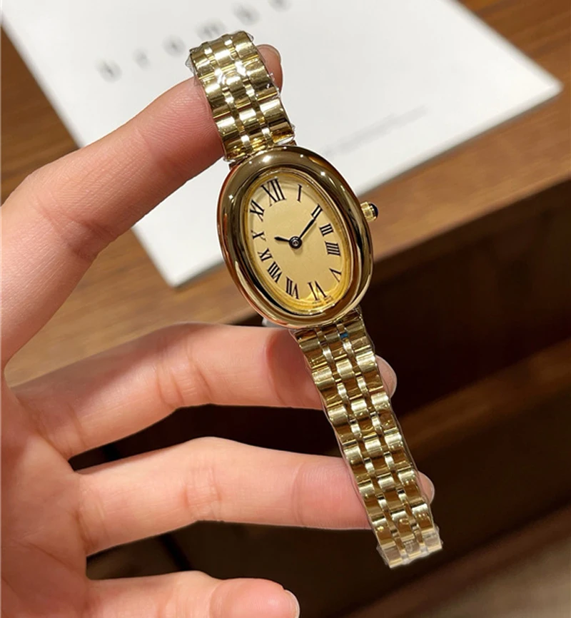 أزياء العلامة التجارية ساعات المعصم امرأة فتاة البيضاوي نمط الكوارتز الصلب المعادن الفرقة الفاخرة على مدار الساعة CA190