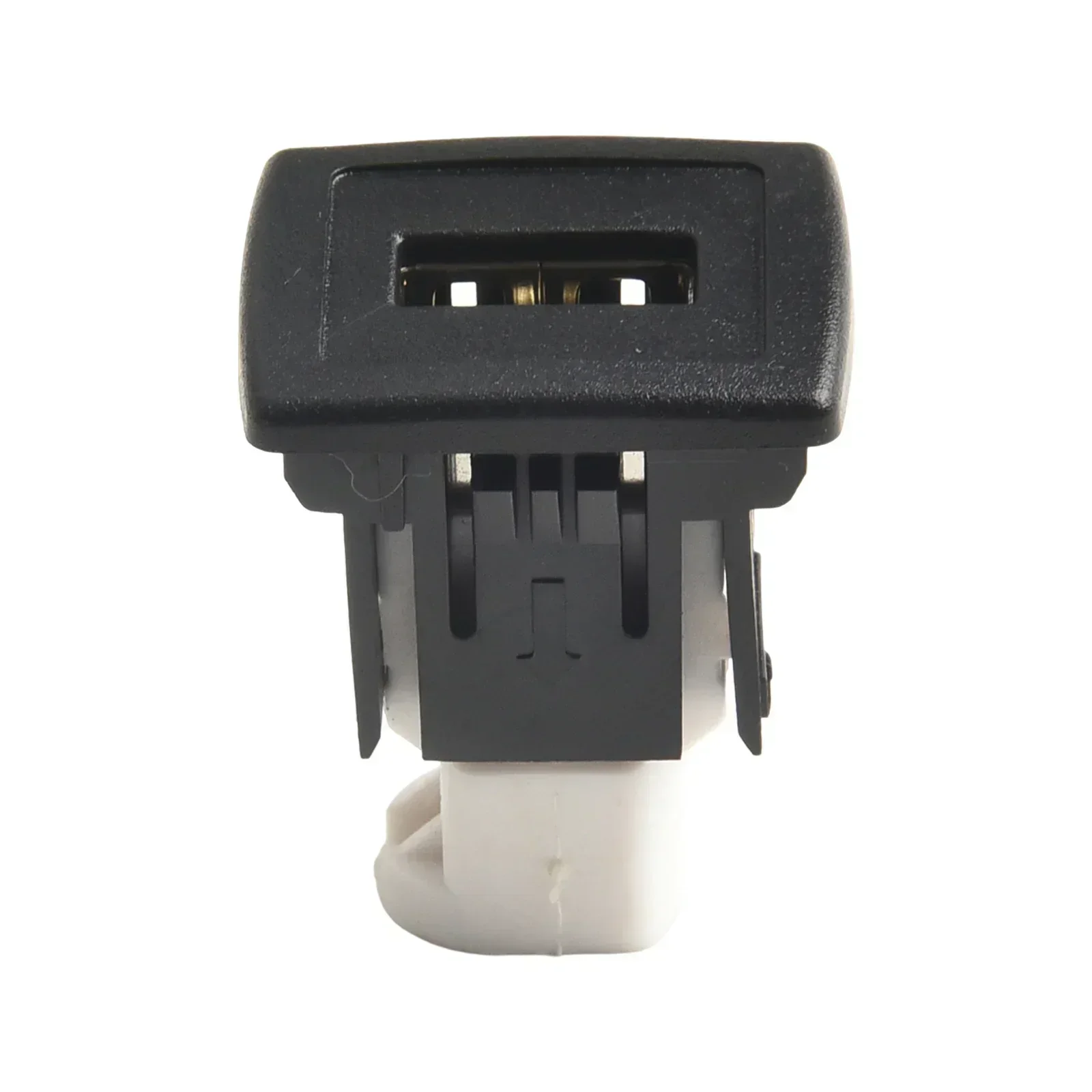 Sale Center Console TYPE-C HUB Charging Port Unit for Mercedes GLA(H247) 2020-23 Sale Center Console TYPE-C HUB Charging Port Unit for Mercedes GLA(H247) 2020-23