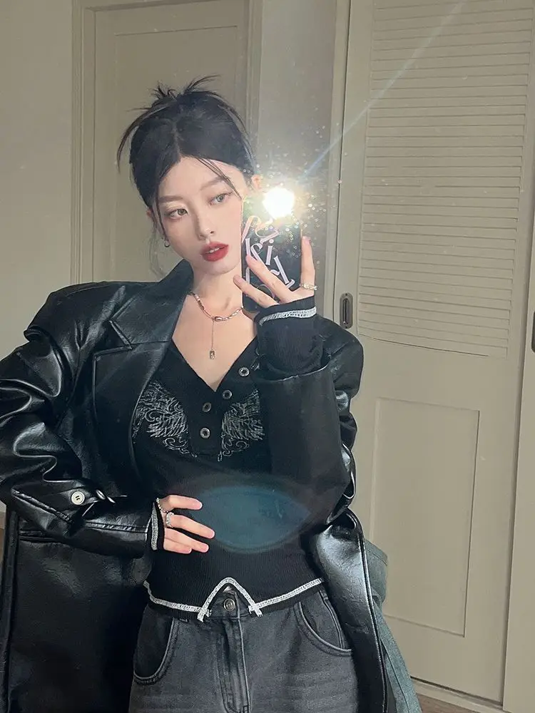 Cseta Fena Slim Fit de Manga Curta Y2K Americana Doce e Picante, Novo Design Único e Chic para Primavera e Outono