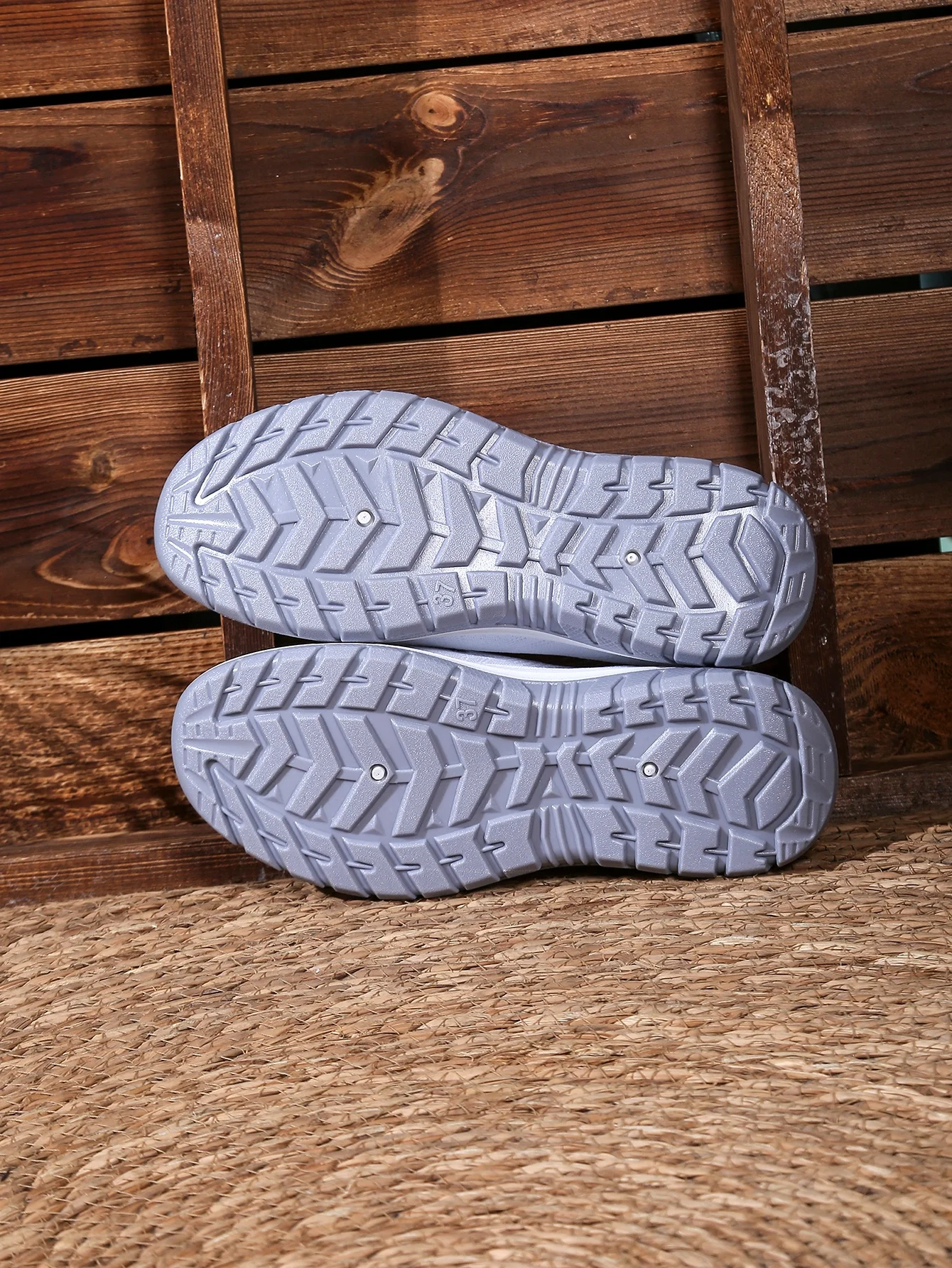 Sommerliche, atmungsaktive, hohlgestrickte Damen-Slip-On-Schuhe, rutschfeste, leichte Wandersneaker, lässige Mesh-Loafer für den Außenbereich – Detail 34