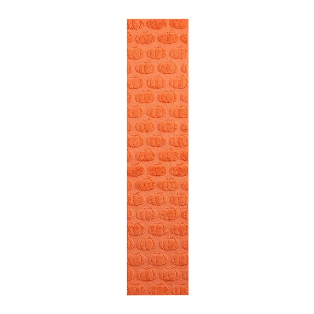

2025 New Pumpkin Embroidered Home Restaurant Decoration Embroidered Three-Dimensional Table Flag Cloth for Parties Luxury-Style