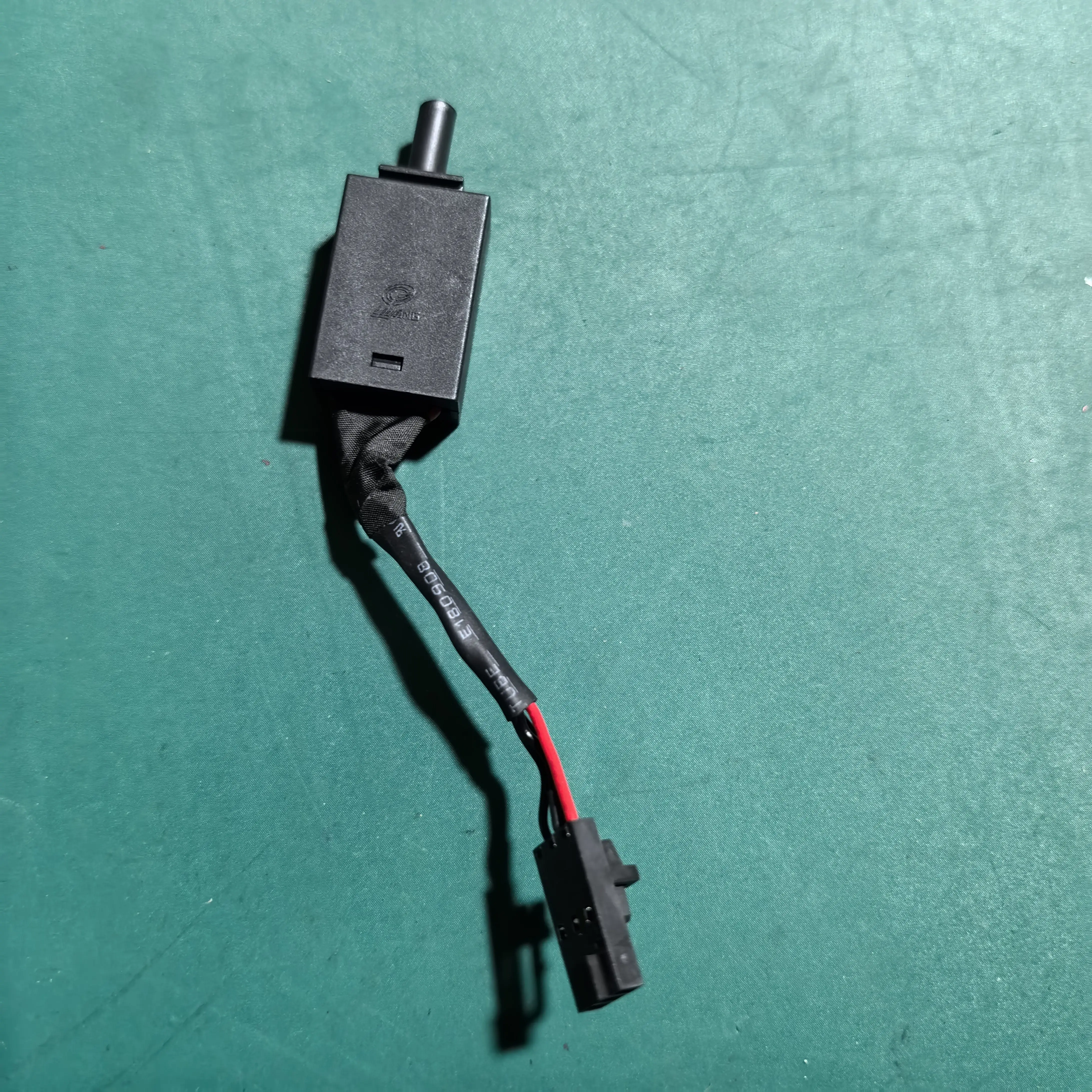 Brand New for Dell Precision T3460 T3450 T3440 OptiPlex 7010 7020 SFF Chassis Intrusion Switch 79GHJ