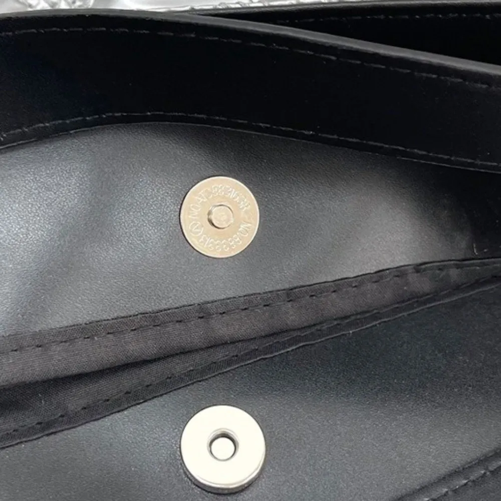 

Сумка-пуховик с мягкой ручкой, большой вместимости, для поездок на работу, с вышивкой, износостойкая, ромбовидная, однотонная, геометрический дизайн