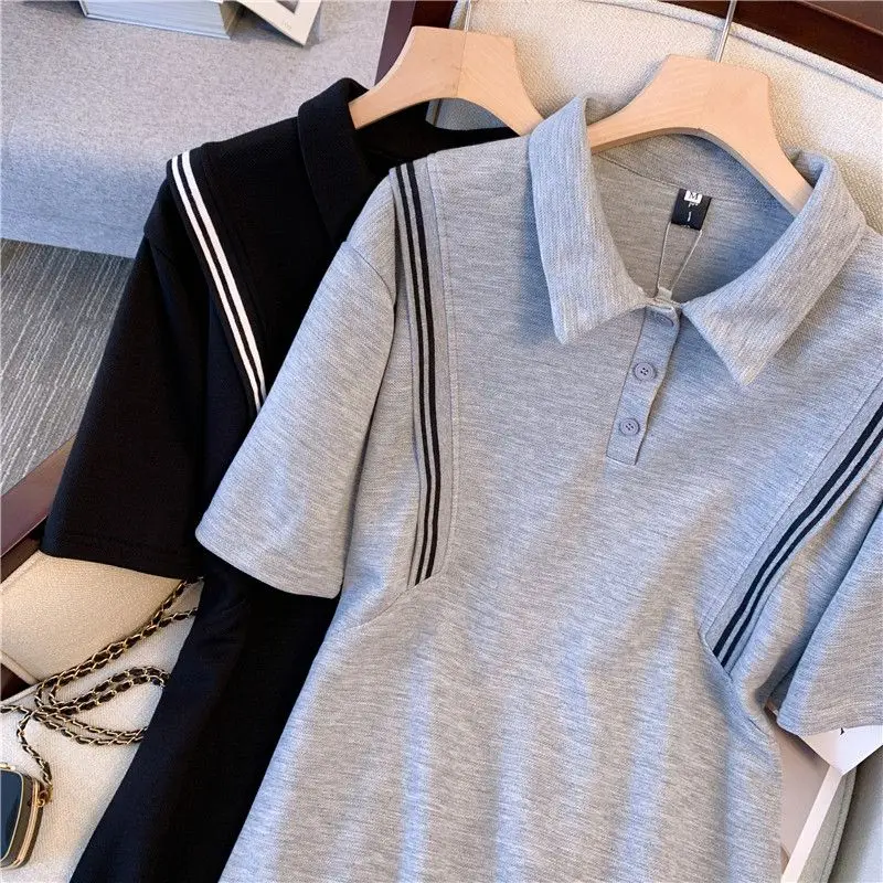 ผู้หญิงฤดูร้อนแขนสั้น Spliced เสื้อโปโลเสื้อยืดหลวมอินเทรนด์สบายๆสไตล์ใหม่น้ําหนักเบาแฟชั่นสีทึบ