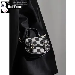 Y2K Girl Harajuku Womens Gothic Handbags Punk Design Advanced Black White One Shoulder Lolita Versatile Crossbody Mini Bags tote