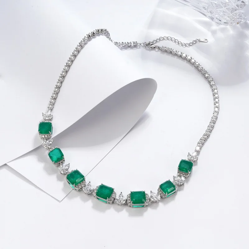 High Grade Light Luxury Color Sugar Zircon Necklace Fashion Exquisite Niche Design Jewelry Qixi Festival Gift
