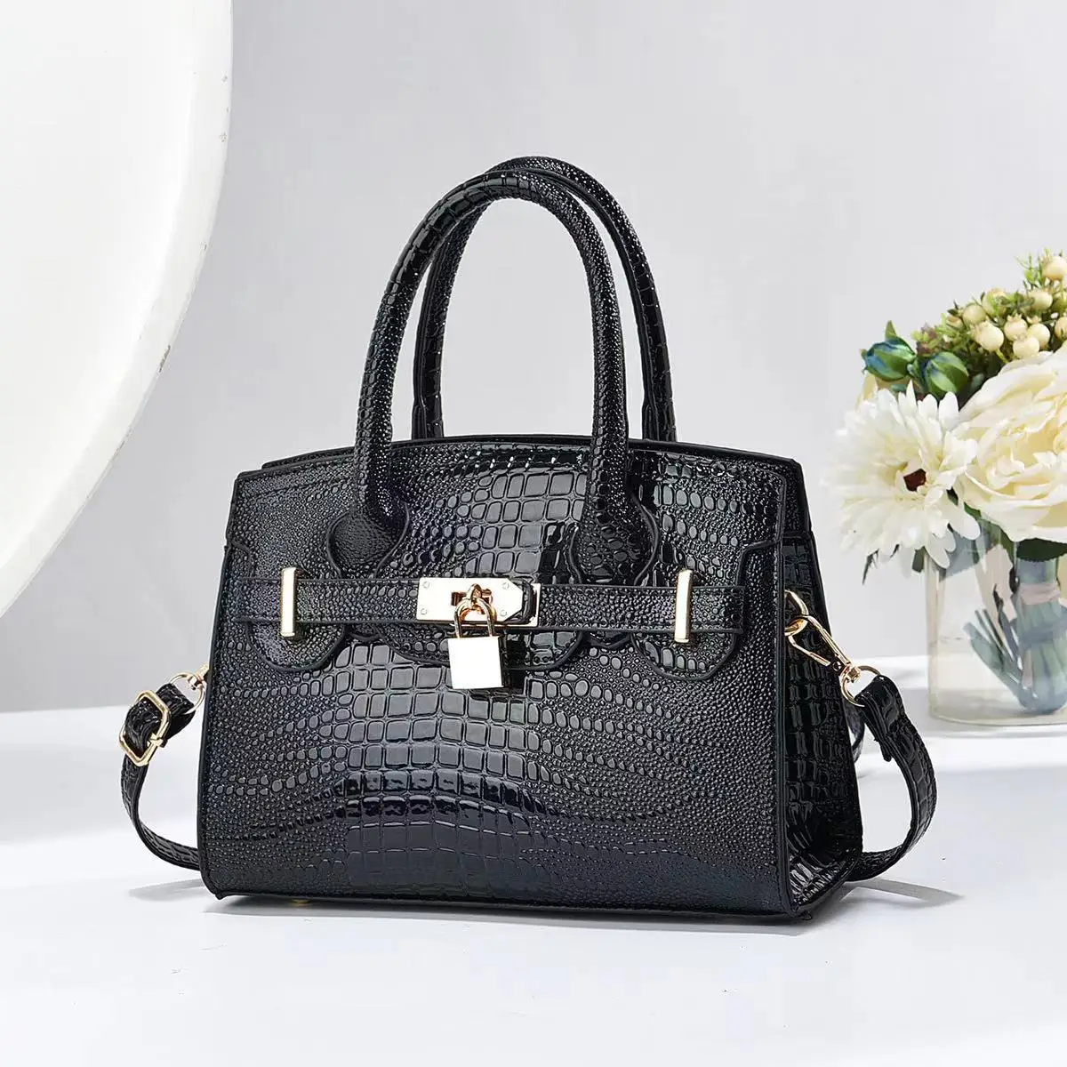 New minimalist stone patterned women\'s large capacity handbag, crocodile pattern single shoulder crossbody gold tote bag bolsa