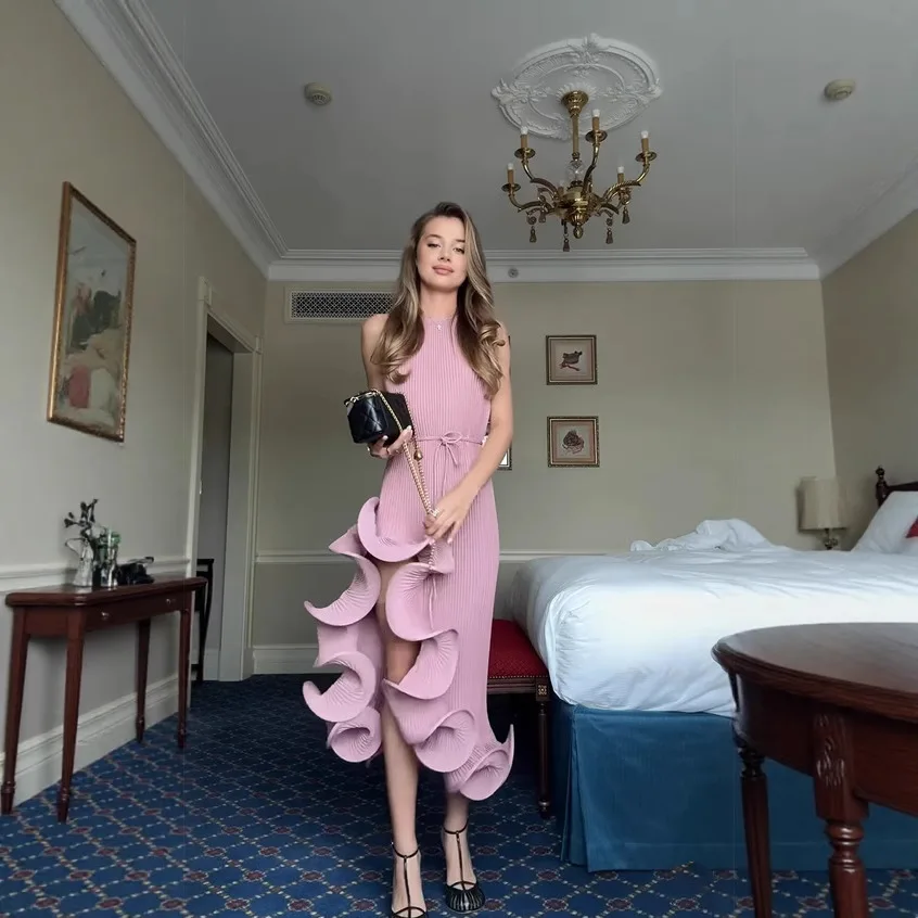 Solid Midi Jurk Vrouwen Ruche Geplooide Feestjurken Lace Up Mouwloze Bodycon Onregelmatige Jurk Vrouw Zomer Sexy Vestidos