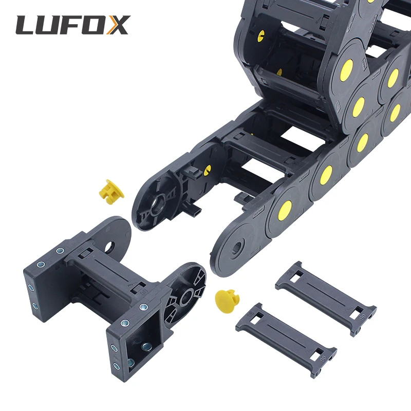 Picture 5: High quality 1-meter cable drag chain. Series of H45Q.1.S-Bridge type open of both side