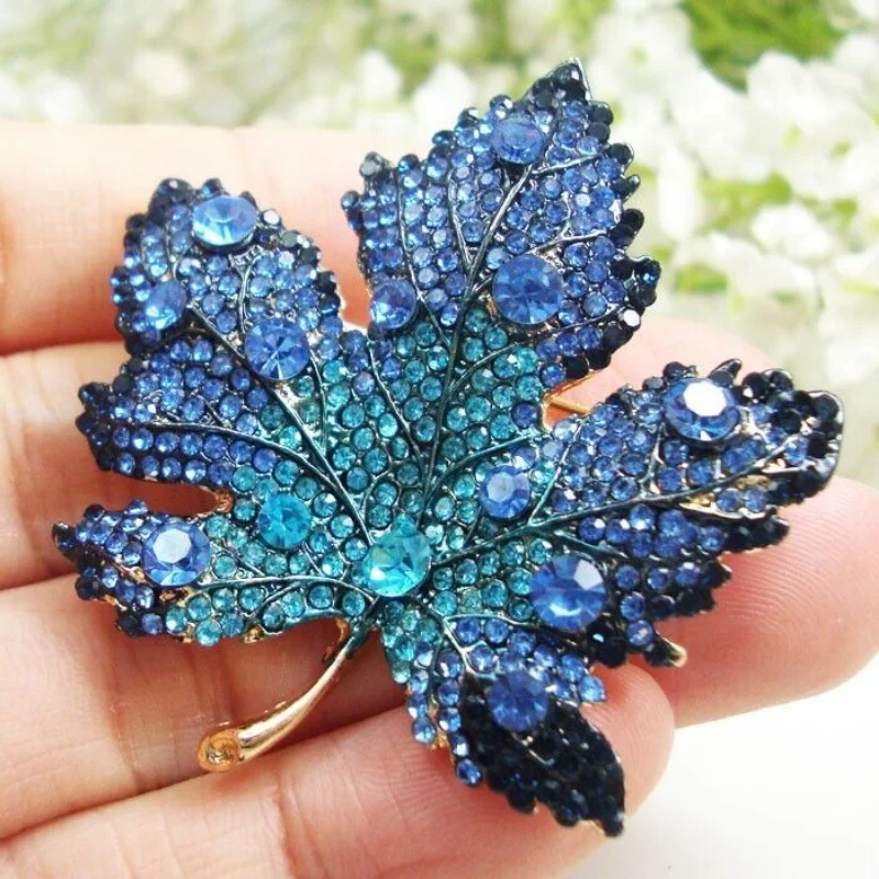 Rhinestone Red Color Maple Brooch Vintage Blue Maple Leaf Rhinestone Crystal Pendant Woman\'s Brooch Pin Corsage Accessories Gift