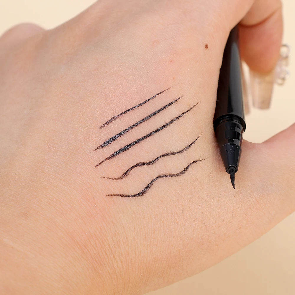 Mattschwarzer flüssiger Eyeliner, wasserfester Eyeliner-Stift, langlebiger Stift für die unteren Wimpern, schnell trocknend, kein Auslaufen, Kosmetik-Werkzeuge