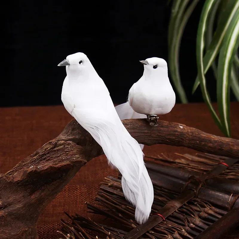 Faux oiseau en mousse artificielle avec clip, plumes de pigeons blancs, colombes pour la décoration de la maison, mariage et Noël, 4 pièces