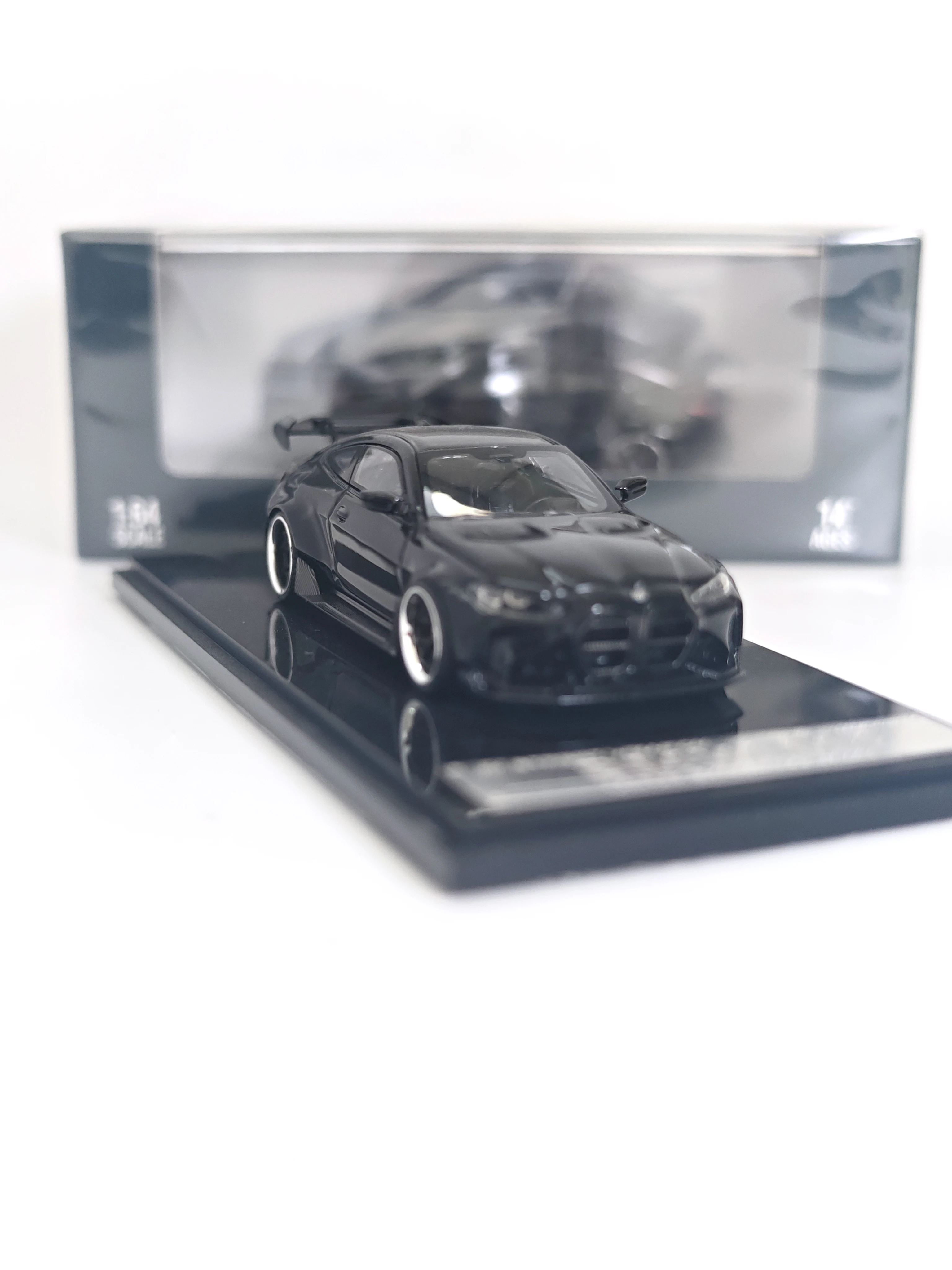 

SW 1:64 G82 M4 ADRO BODY KIT Широкая модификация кузова Имитация сплава Модель автомобиля Подарок