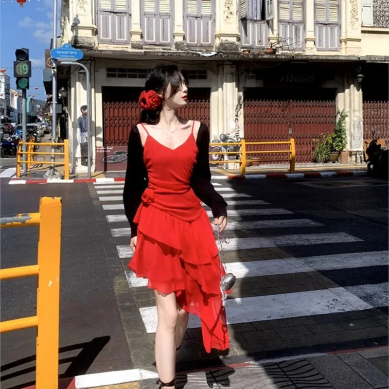 New fashionable halter vacation style cinched skirt