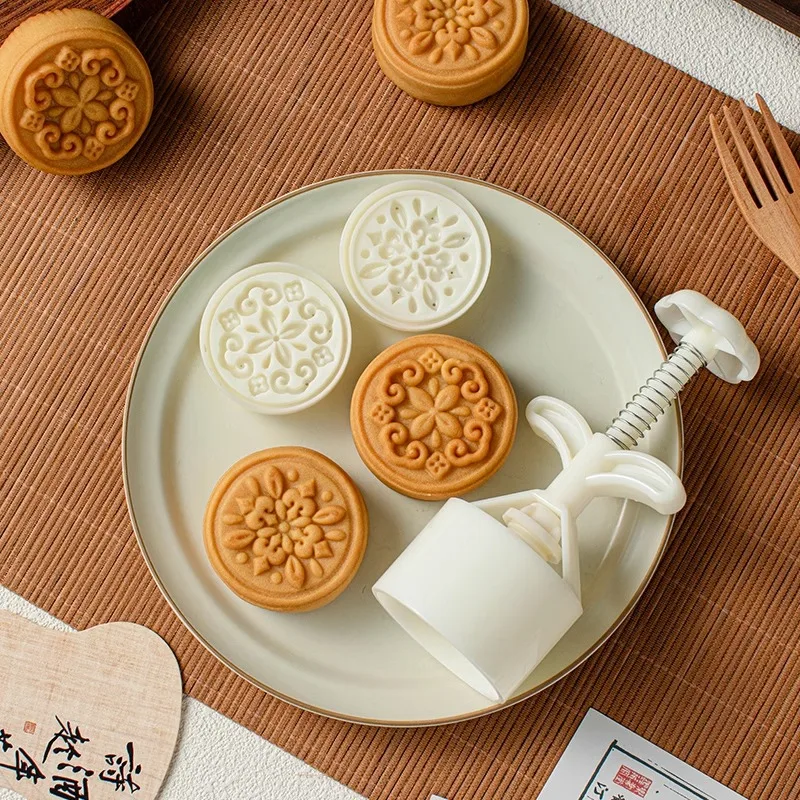 

3D Retro Pattern Cookie Plunger Cutter Holiday Blessing Fondant Baking Supplies Kitchen Gadgets Pastry Tools Bakery Accessories