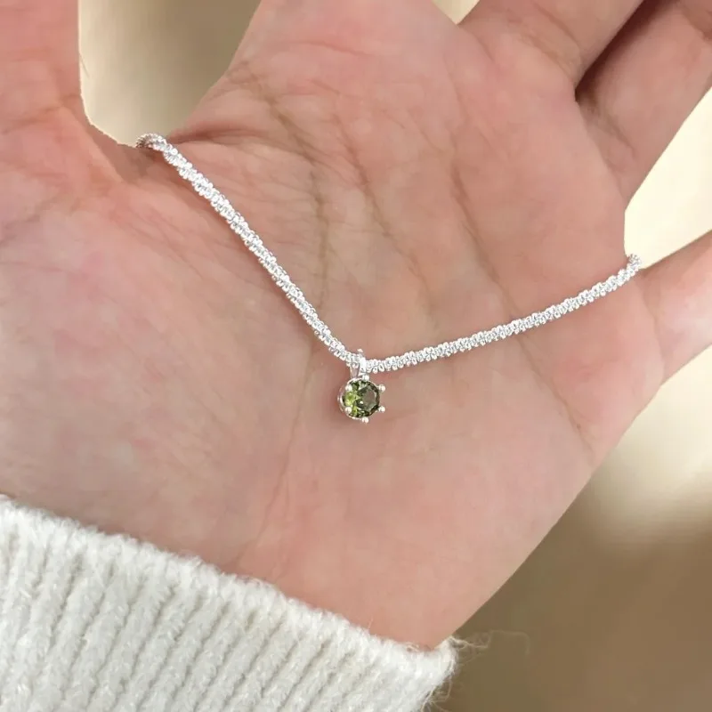 Sparkling zircon necklace women's light luxury niche design high-end explosion green diamond pendant collarbone chain wholesale
