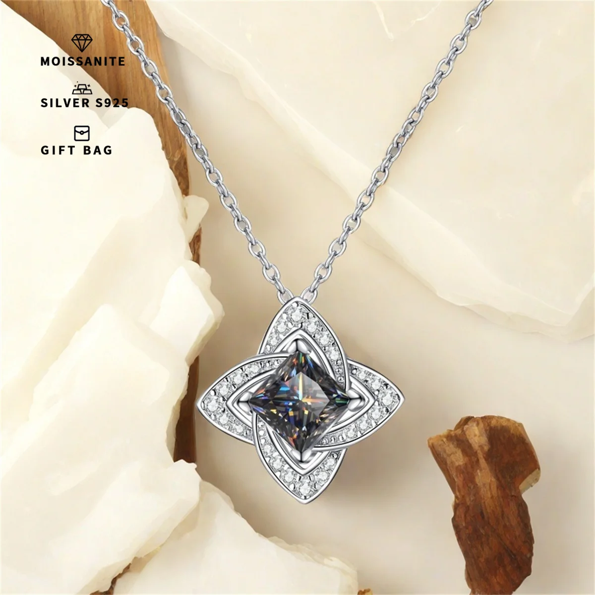 สีเทา GRA moissanite Four-leaf Square clavicle CHAIN S925 Silver Platinum ชุบสร้อยคอผู้หญิงจี้,อุปกรณ์ตกแต่ง