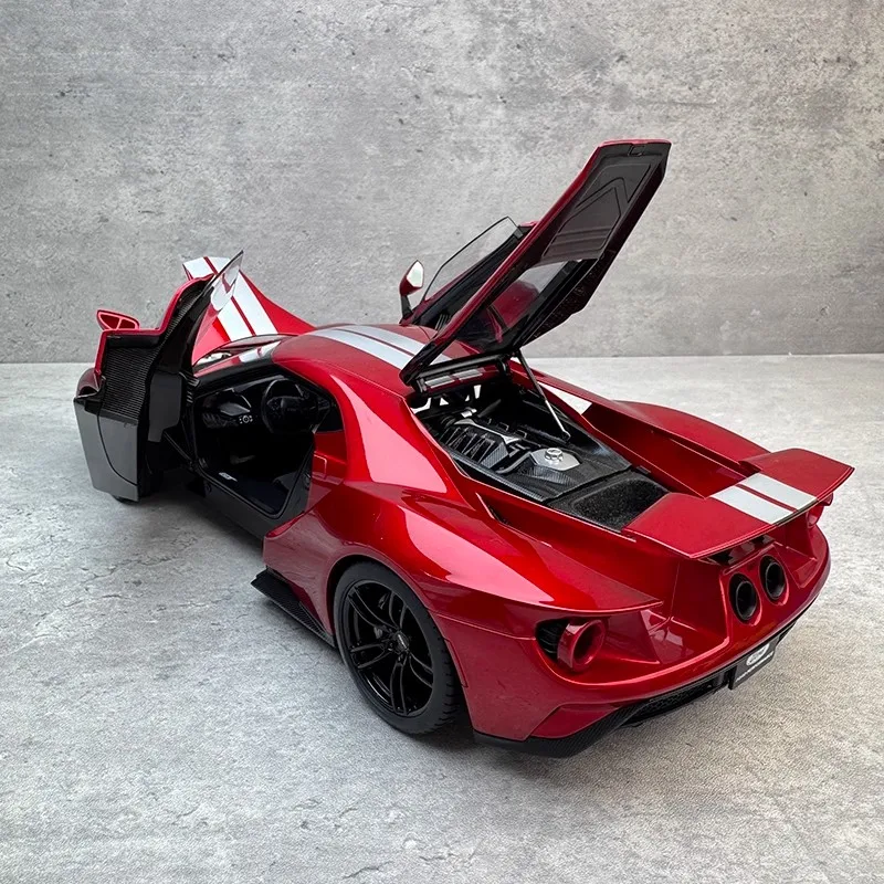 Autoart 1/18 Ford GT Highly Detailed Car Model ABS Material Car Model Simulation Collectible Cars Model Gift Boy Birthday Gift