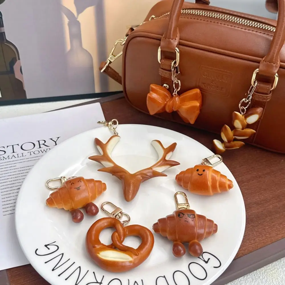 Kawaii Bagel Alkaline Bread Pendant Keyring Pretzel Simulated Food Key Chain Keychain Car Pendant Croissant Bag Accessory Gift
