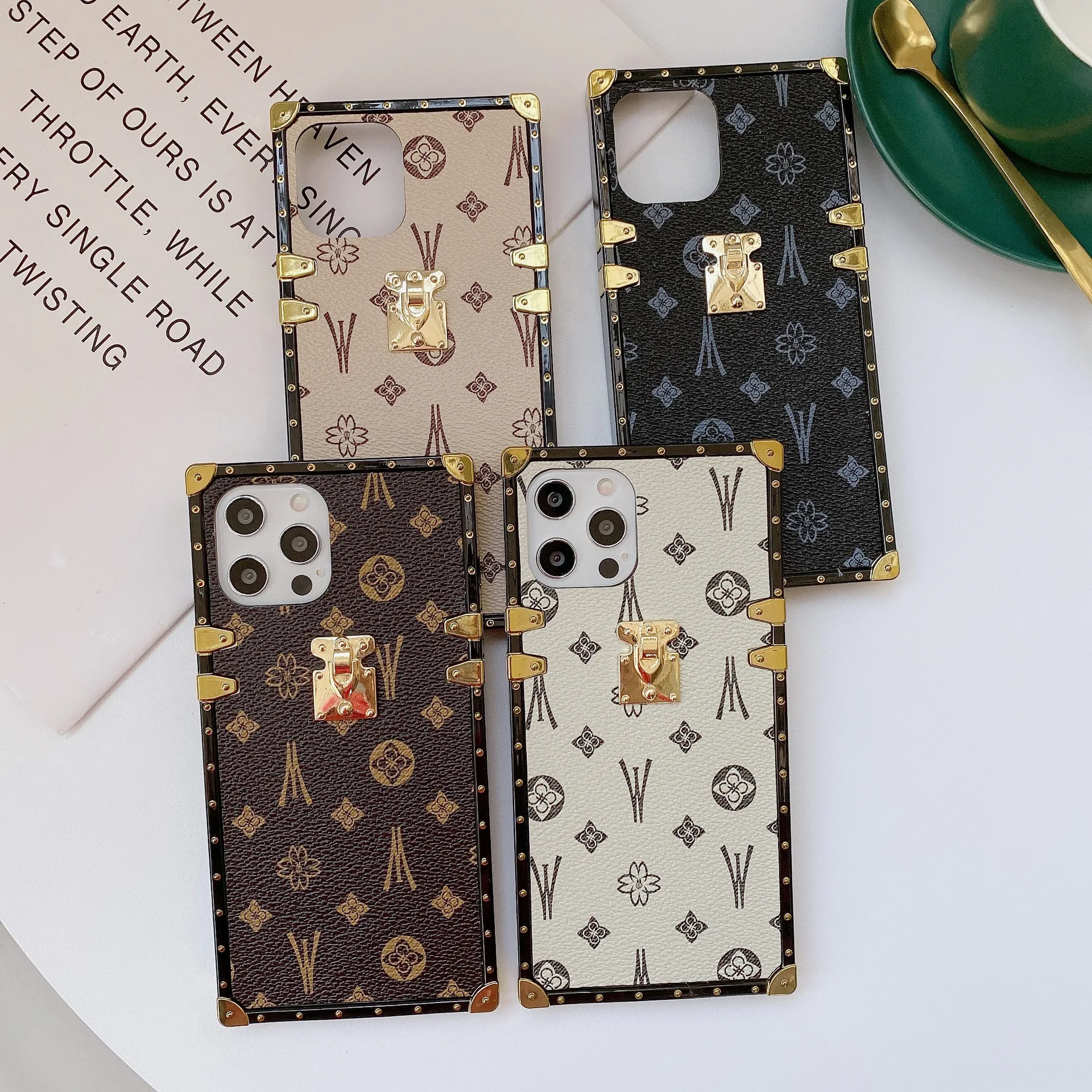 Luxury Fashion Retro Leather Case For Samsung Galaxy S24 S23 S22 S21 S20 S10 Ultra Plus Holder Shockproof Cover Phone cases