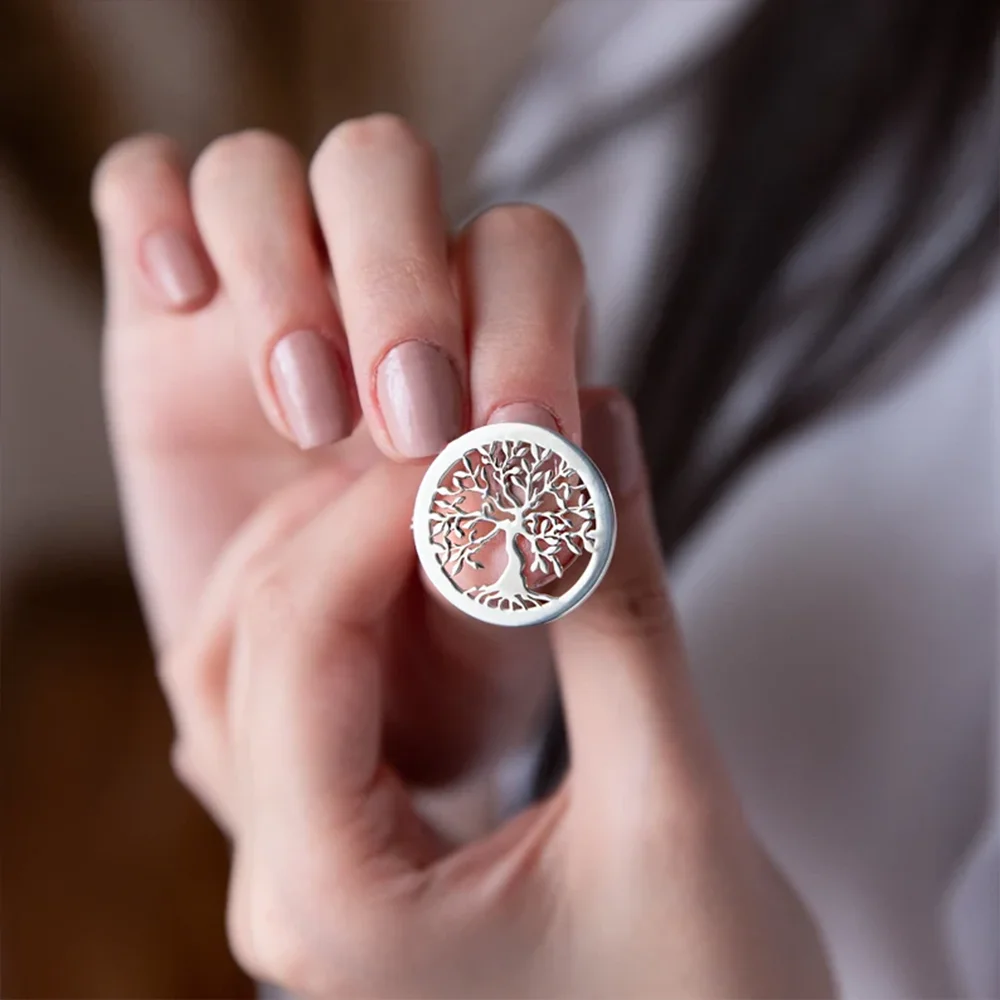 

Personalized And Unique Popular Tree of Life Brooch. Stainless Steel Jewelry Life Tree Brooch. Men's And Women's Jewelry