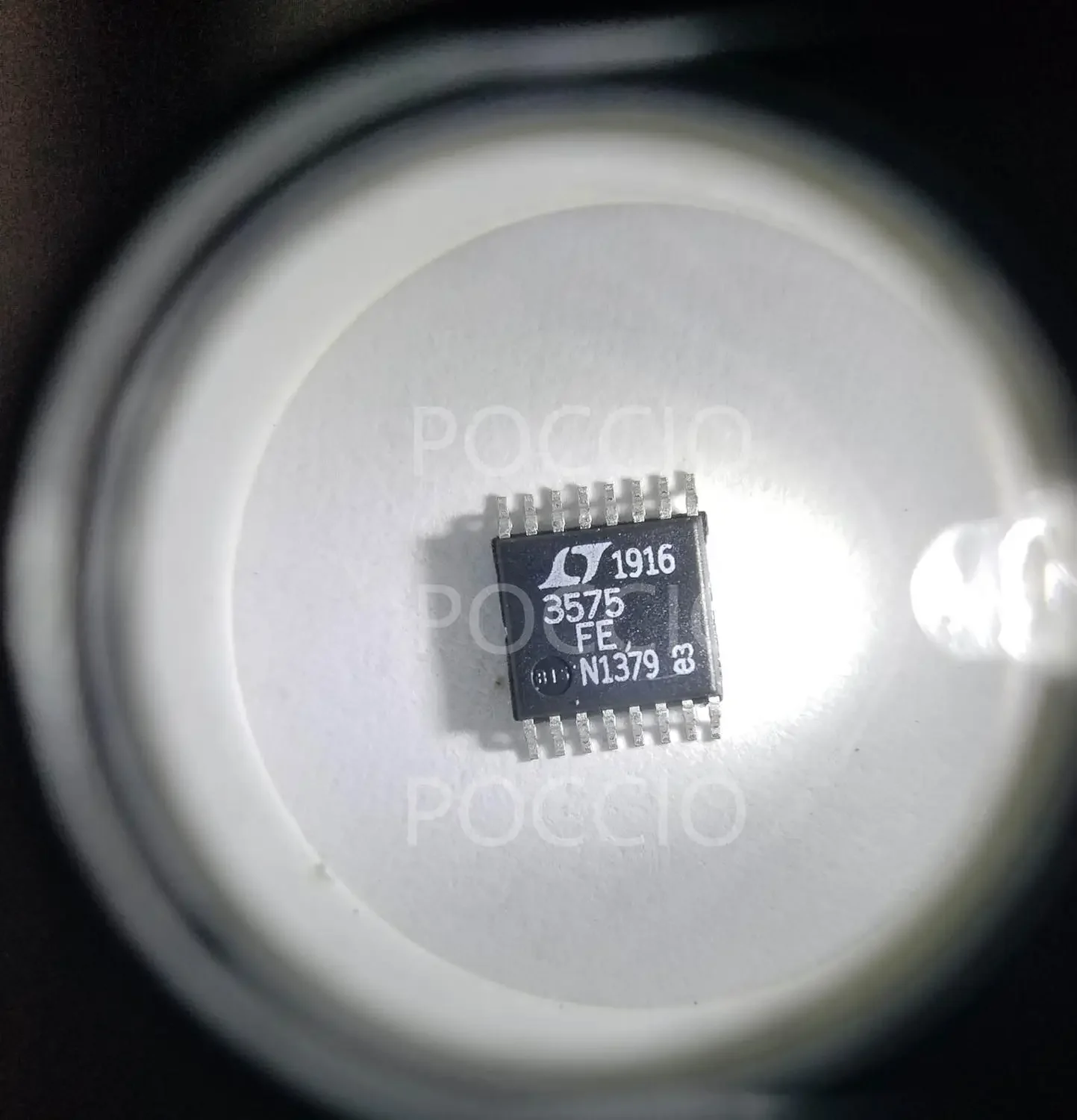 LT3575EFE LT3575IFE LT3575 - Isolated Flyback Converter without an Opto-Coupler