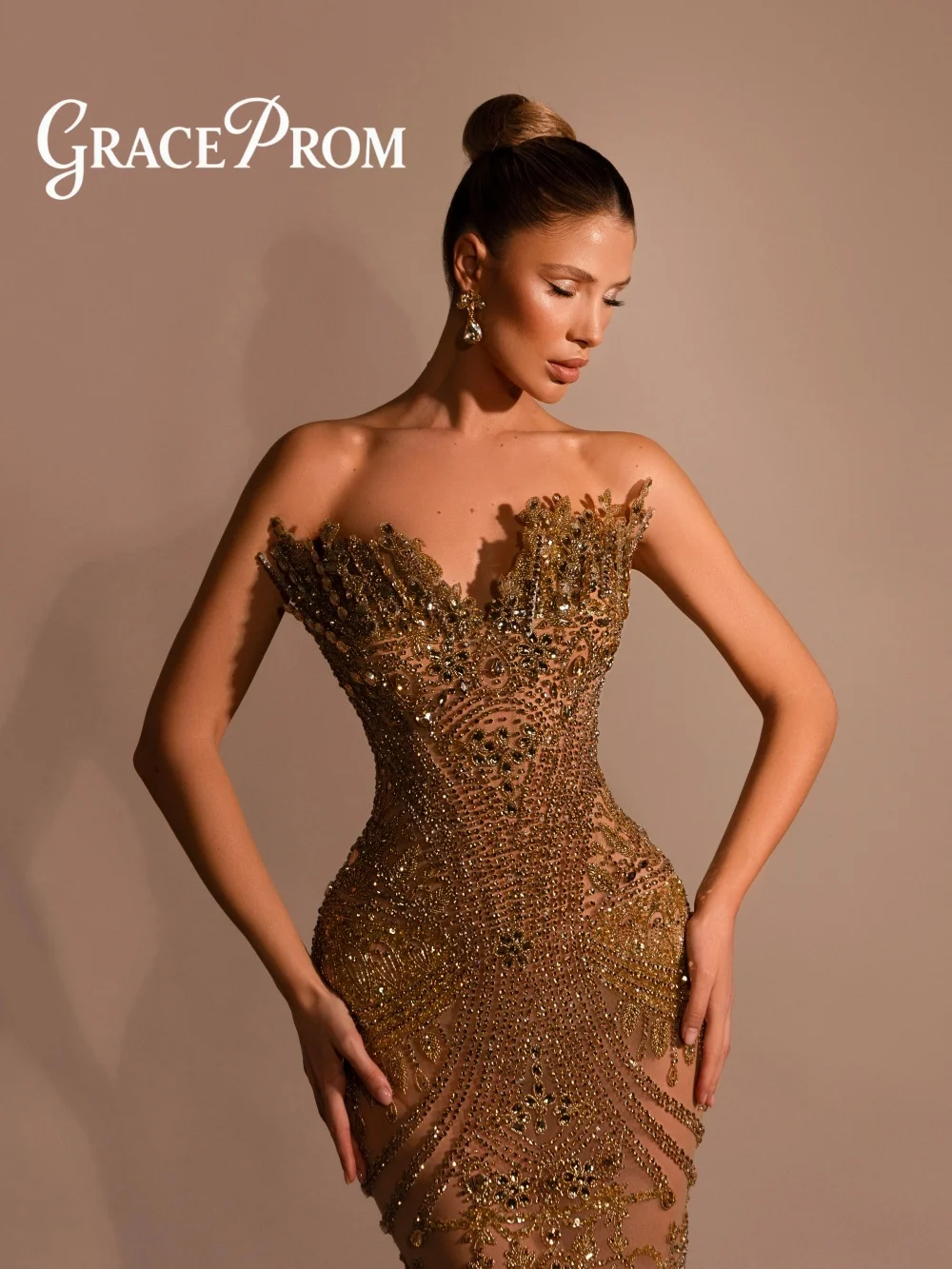 Requintado frisado vestido de noite 2026 romântico sem alças tapete vestido moda cristal uma linha até o chão vestido de festa فسات