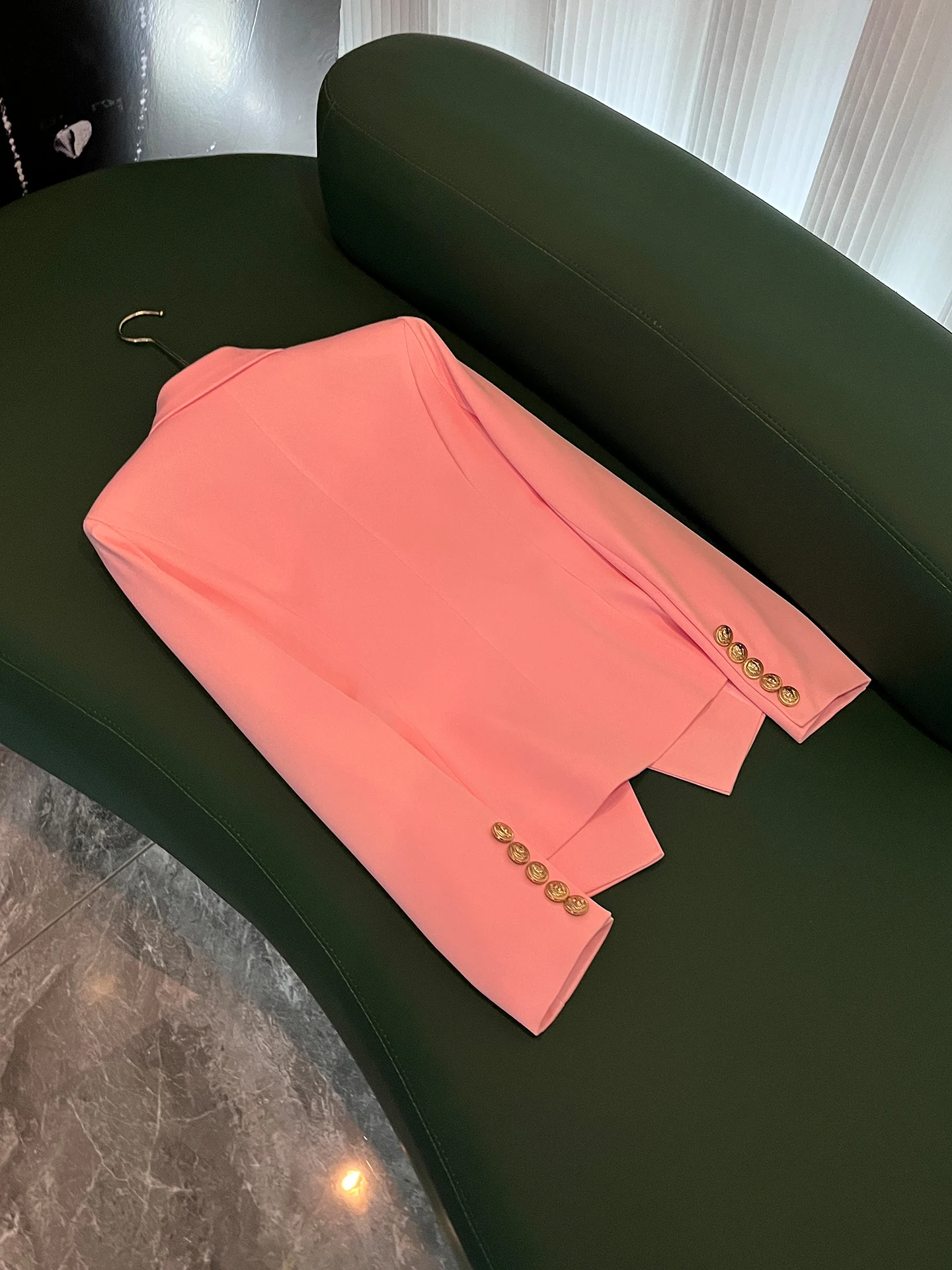 2026 New Double-Breasted Slim Fit Suit Jacket for Women Commute Work Early Autumn High-End Sensation Lady's Outerwear D963