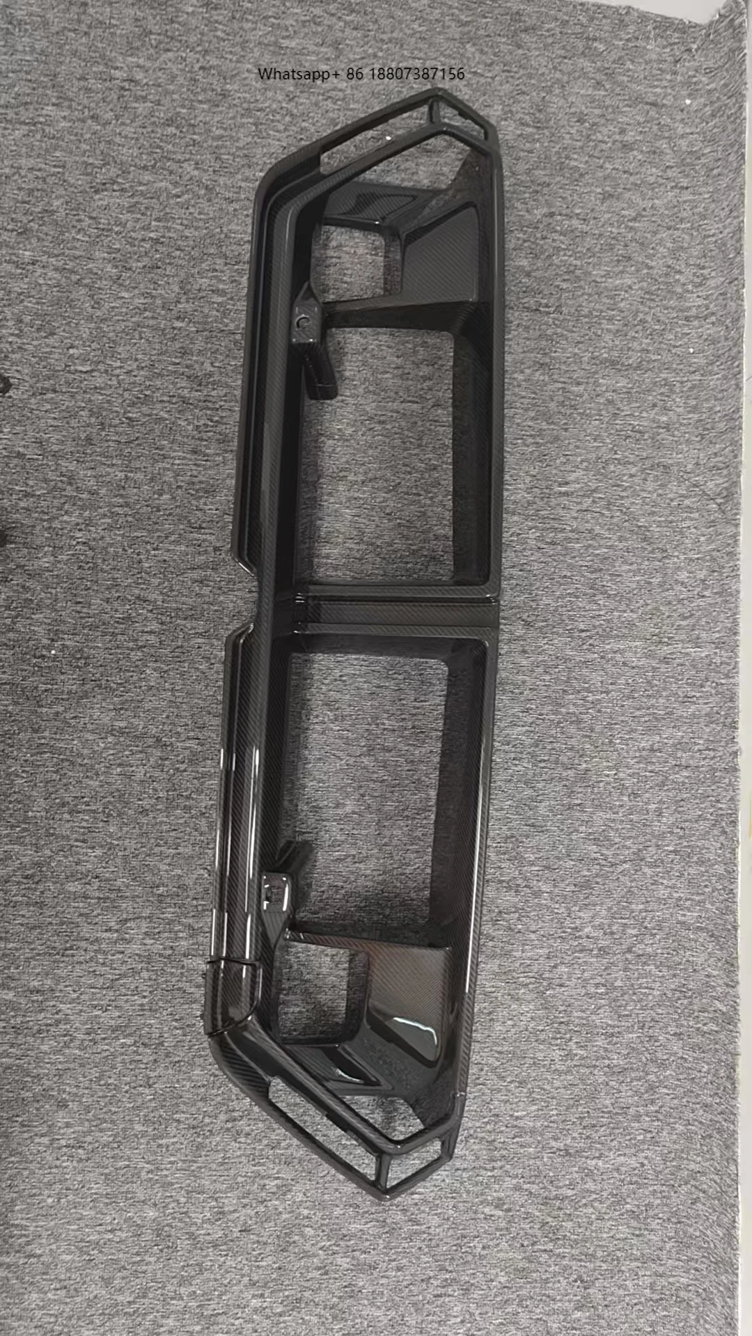 

OEM Style Prepreg Carbon Fiber Front Bumper Center Trim for M5 G90 G99 Dry Carbon Fiber Lower Grille 2024+