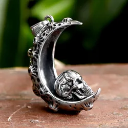 2023 New Big Stainless Steel 3D Moon Skull Pendant Biker Punk Collection Neckalce For Man Jewelry free shipping