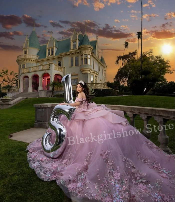 Peach Pink Princess Quinceanera Dress 2024 Luxurious Strapless Floral Applique Crystal Beaded Chapel Train Vestidos De Fiesta