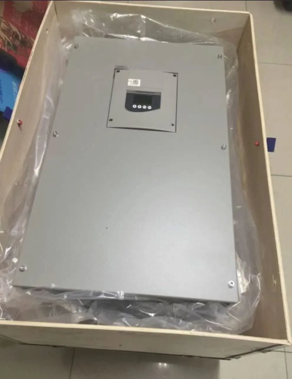 العلامة التجارية الجديدة ATS48M10Q ATS48M12Q ضمان لمدة سنة واحدة