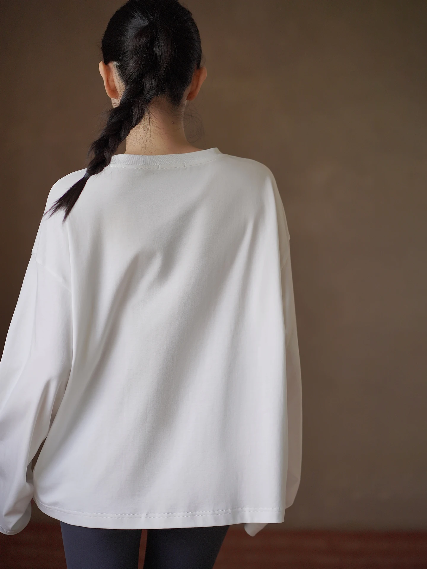 Hacikis Casual Long Sleeve T-Shirt 100% Cotton Soft Cloud Feeling Loose round Neck Slimming Shoulder Drop Cotton Knitted Top
