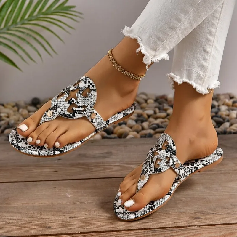 Sandalias planas recortadas para mujer, chanclas informales, Chanclas de playa, zapatos de diseñador, 2024