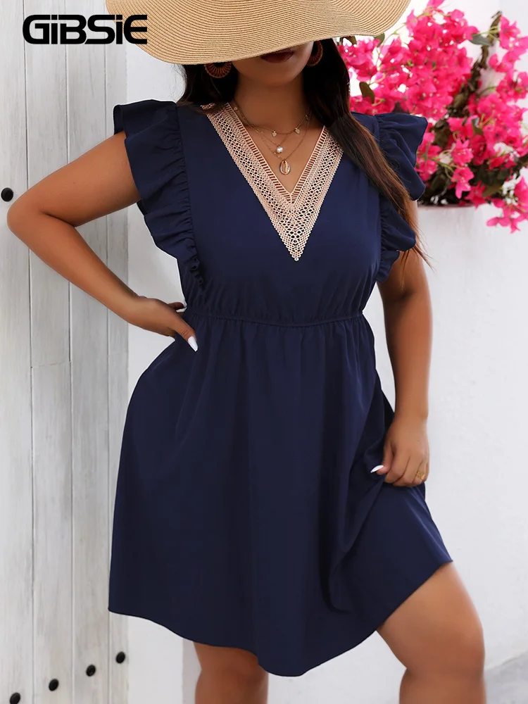 

GIBSIE Большие размеры, контрастное кружевное платье с v-образным вырезом и рюшами, женское платье 2026, летние новые праздничные повседневные эластичные короткие платья трапециевидной формы