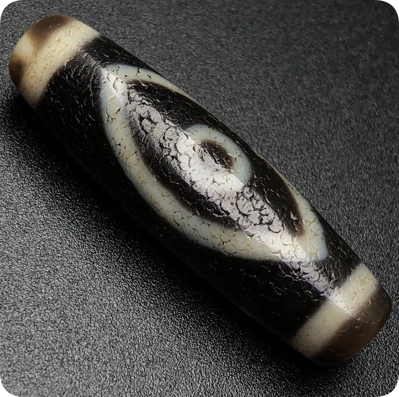 Tibetan Dragon Scale Pattern Phoenix Eye Sky dzi Bead Agate Pendant 11 * 37mm